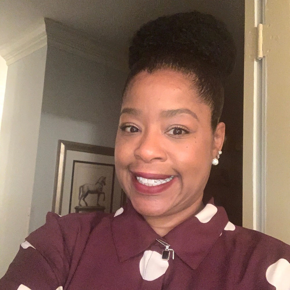 Meet your Posher, Monica